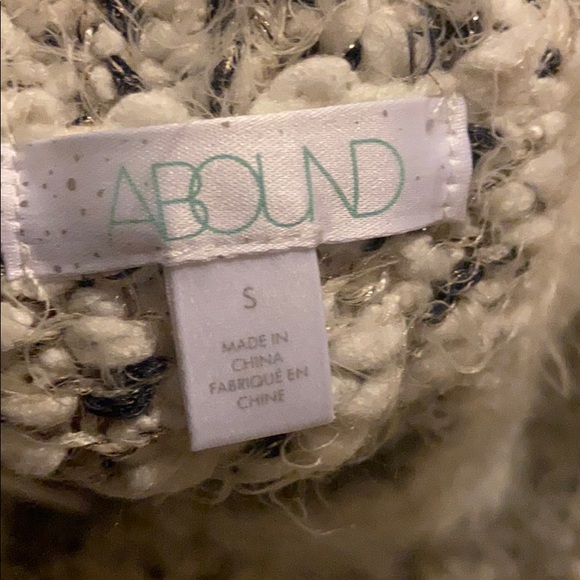 Abound Crew Neck Sparkle Knit Sweater - Picture 4 of 5